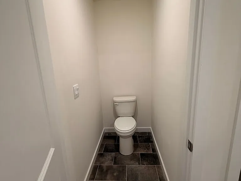 7033 Randleman Dr — Photo 19