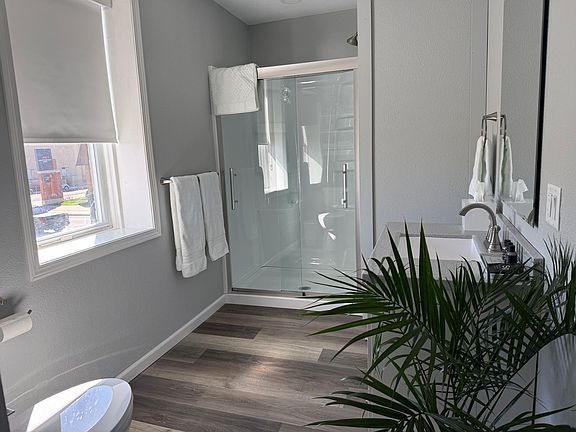 5th image of 19 1/2 S Jefferson Ave APT 2