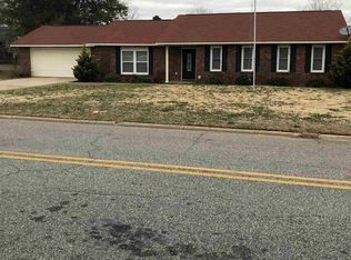 105 Tiffany Ln, Warner Robins, GA 31093