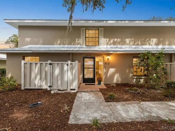 11310 W Bayshore Dr, Crystal River, FL 34429