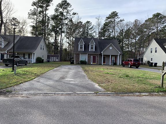 389 Springview from road