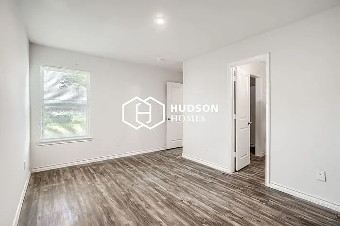 1727 E Cornell St — Photo 7