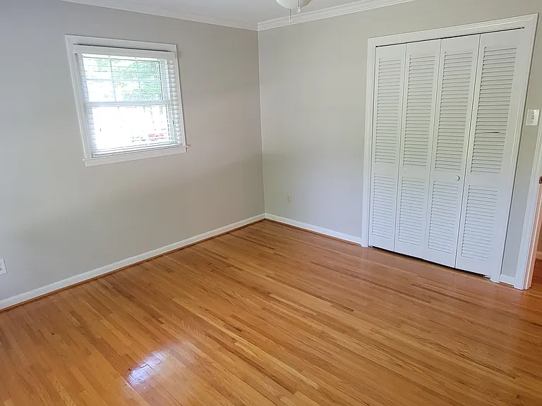 1318 Beechdale Dr — Photo 16