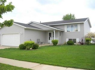 4815 Valley Dr NW, Rochester, MN 55901