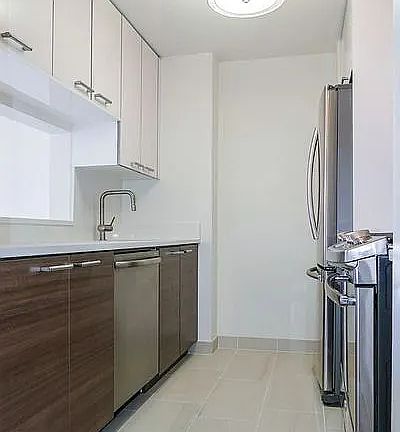 3rd image of 240 E 86th St APT 24E