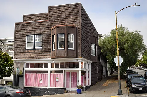 1821 Baker St #1 Photo 1