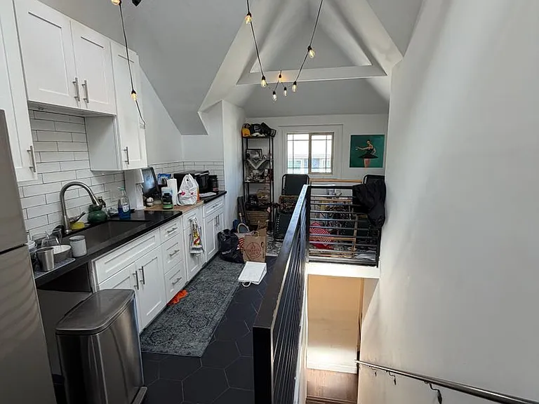 2113 S. Oak Street Apts — Photo 5