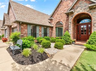 5625 Brighton Rd, Rogers, AR 72758