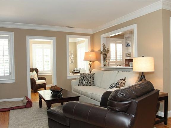 4th image of 25 Sheridan Dr NE APT 8