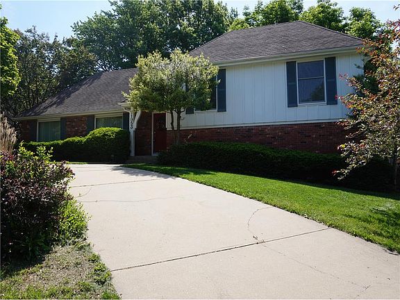 2nd image of 11953 Avila Dr