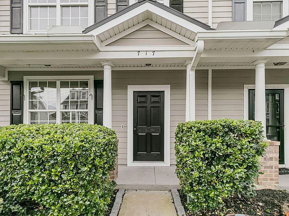 2nd image of 717 Hemingway Cir