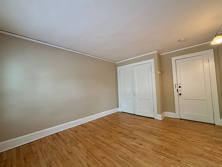 1756 Grand Ave — Photo 14