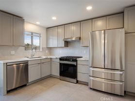 7412 Deer Trl, Yucca Valley, CA