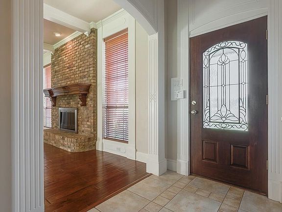 3rd image of 1523 Kari Ann Cir