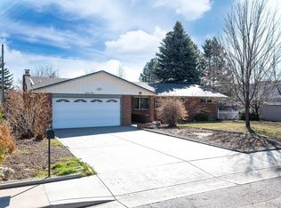 1604 Agate Ct, Loveland, CO 80538