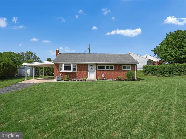 5235 Crestwood Dr, Harrisburg, PA 17109