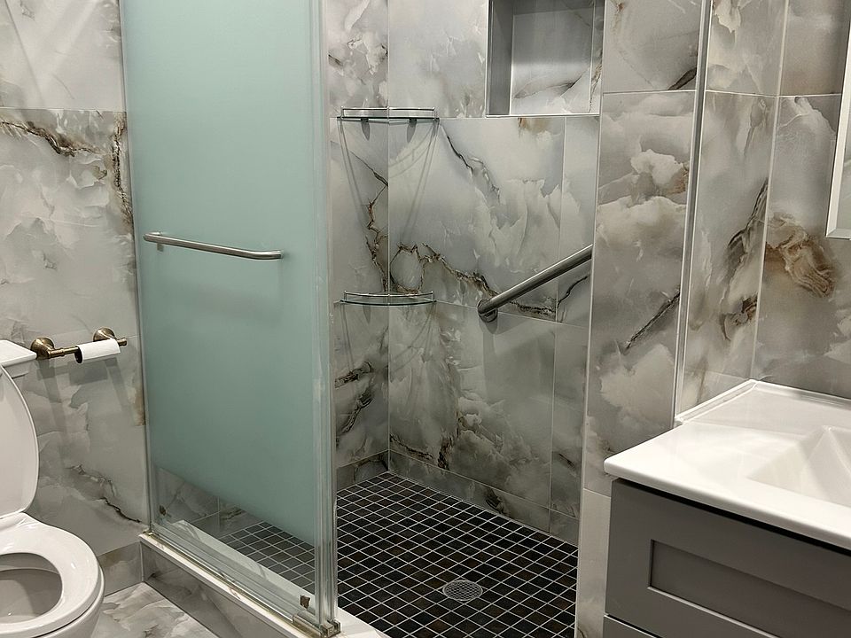 1st image of 254 S 52nd St Floor 2