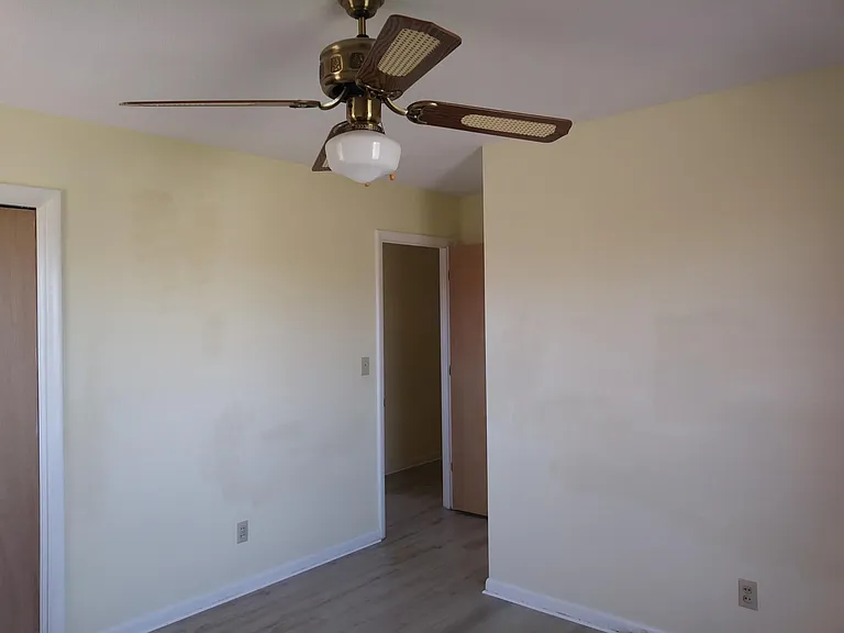 2512 Sharron Dr — Photo 29