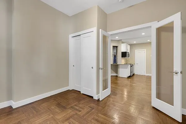 Rented by Cooper & Cooper Real Estate | media 10