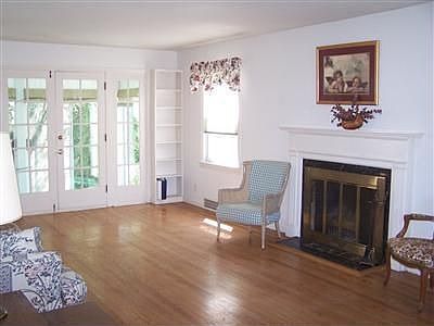 5th image of 4559 Angela Dr