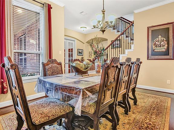 5th image of 2183 Graystone Hills Dr