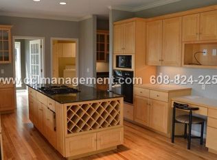 9 Elver Ct, Madison, WI 53719