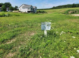 85 Savannah Pkwy, Deerfield, WI 53531