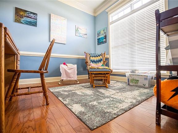 4th image of 45 Lee Road 510