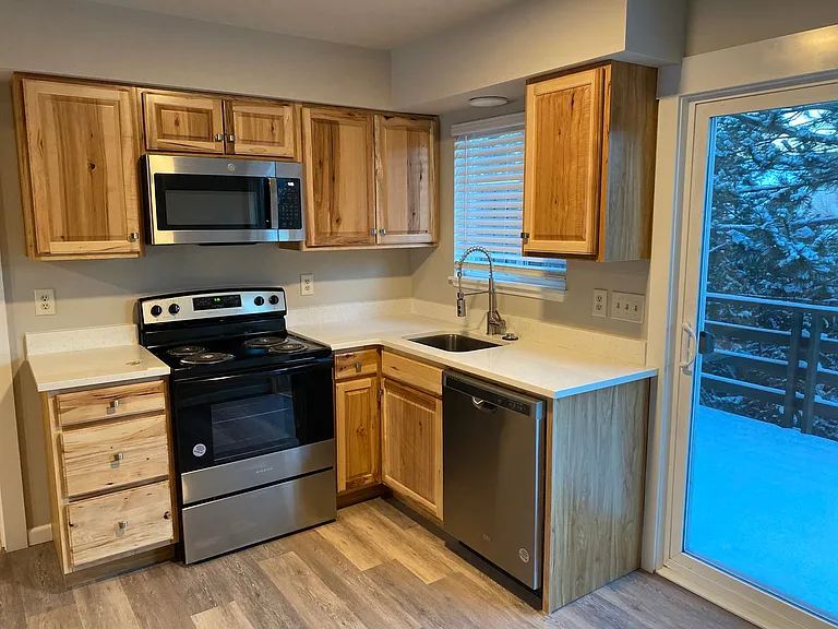 1871 NE Wichita Way — Photo 3