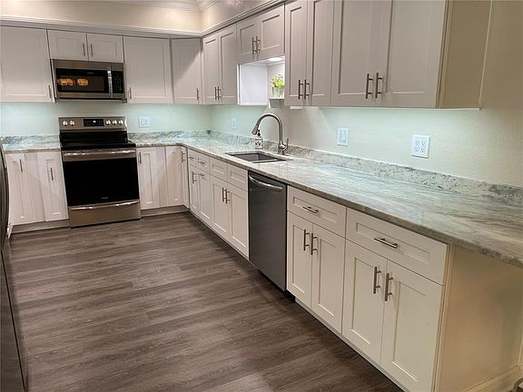 5th image of 3840 50th Ave S