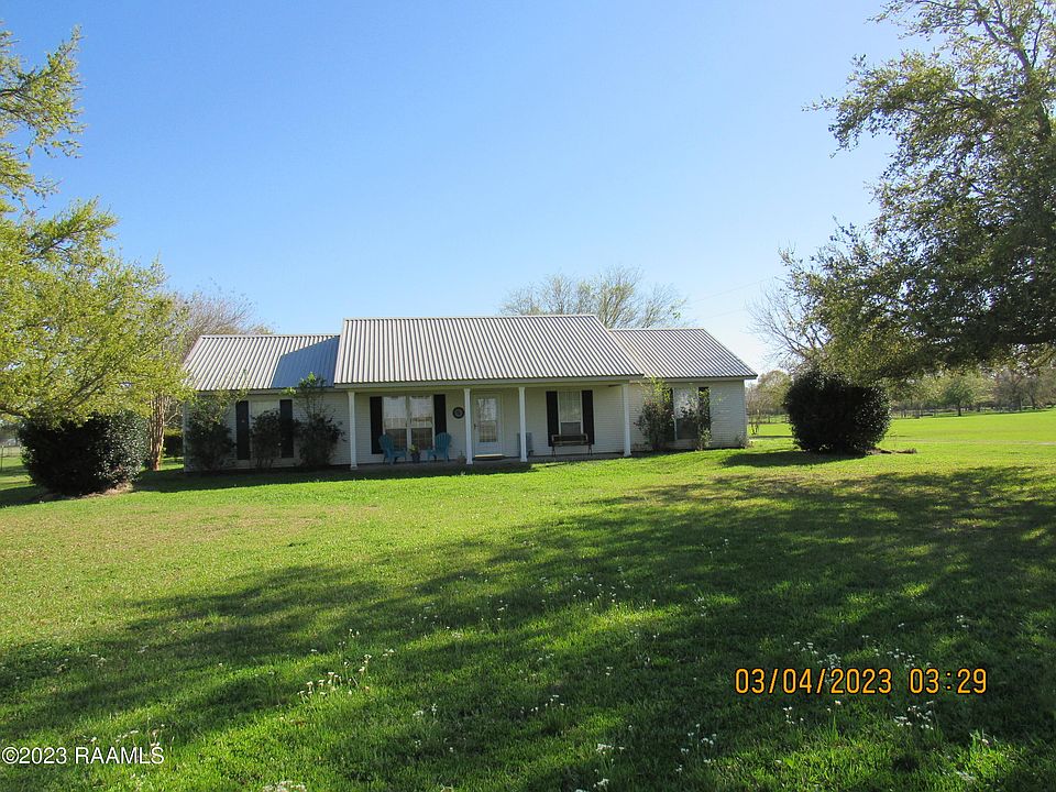 1082 High School Rd #B, Breaux Bridge, LA 70517 | MLS #23002477 | Zillow