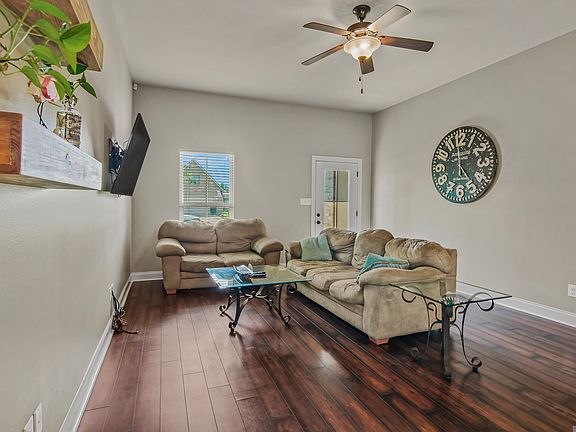 4th image of 603 S Calvin Ave
