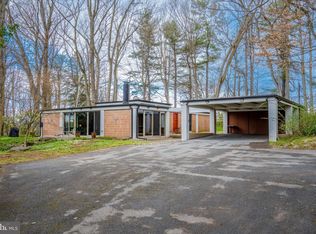 3705 Darby Rd, Bryn Mawr, PA 19010