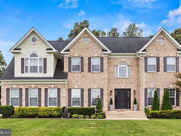27737 Yanak Ct, Mechanicsville, MD 20659