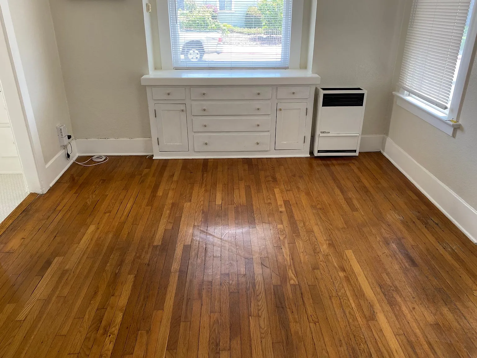1 bed, 564 sqft, $2,690 — Photo 2