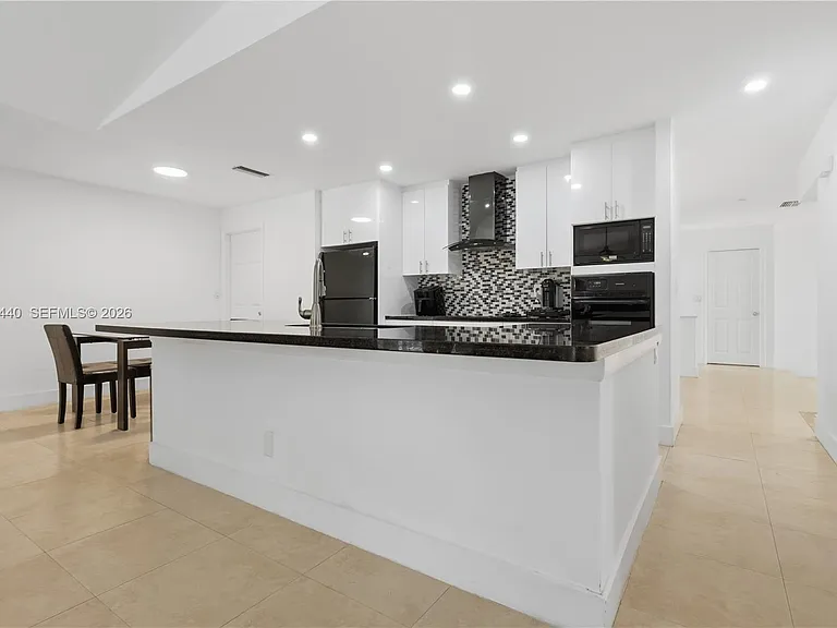 12106 Lymestone Way — Photo 9