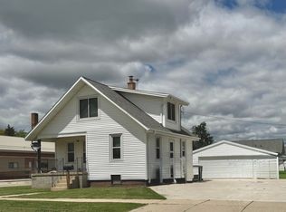 299 SW Ceresco St, Berlin, WI 54923