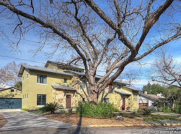 3rd image of 107 Eaton St #0