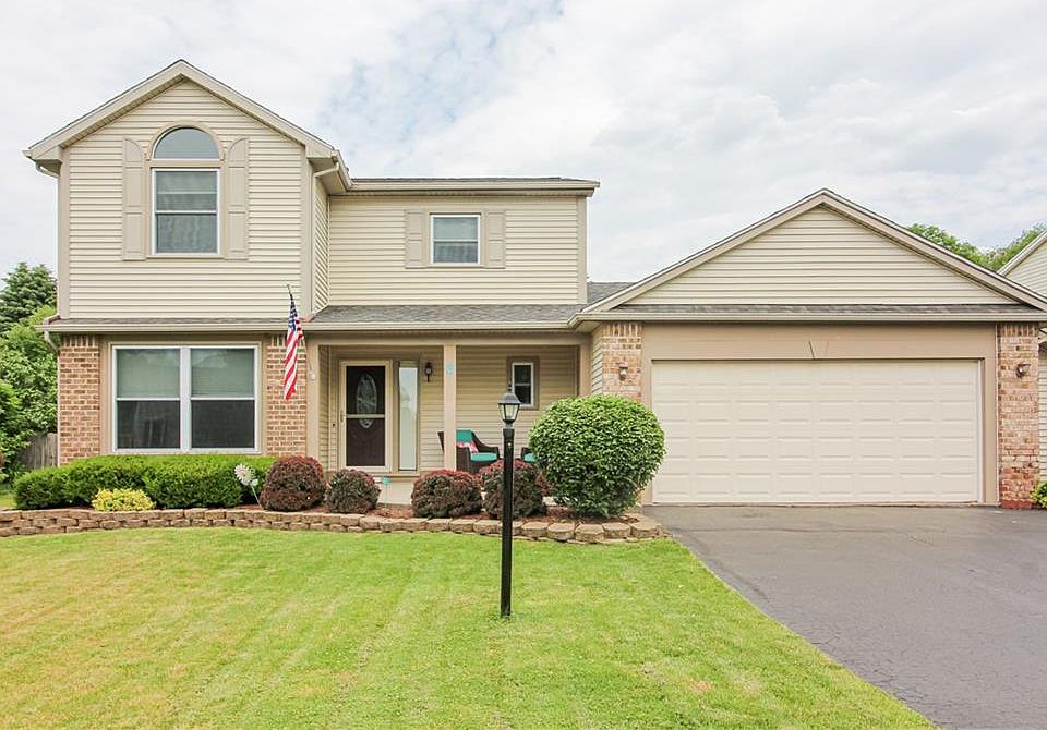 1st image of 6 Pennicott Cir