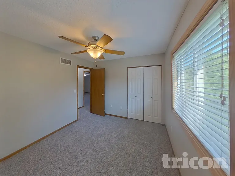 8903 Sequoia Rd — Photo 11