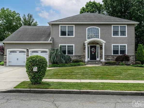 116 Bissett St, Sayreville, NJ 08872