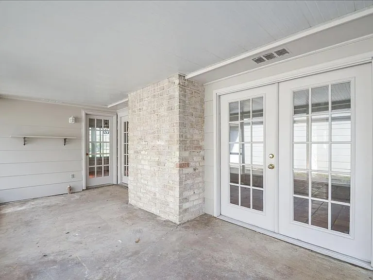 13814 Lynnwood Ln — Photo 22