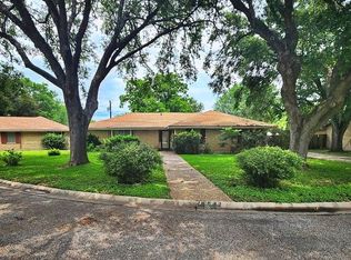 1206 W Craig Cir, Alice, TX 78332