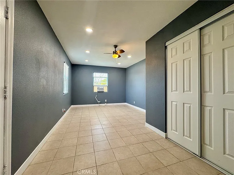 1211 N Siesta St — Photo 16