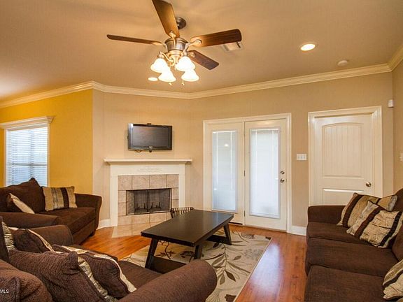 4th image of 117 Saint Fabian Dr