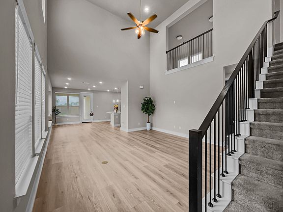2nd image of 12452 Iveson Dr