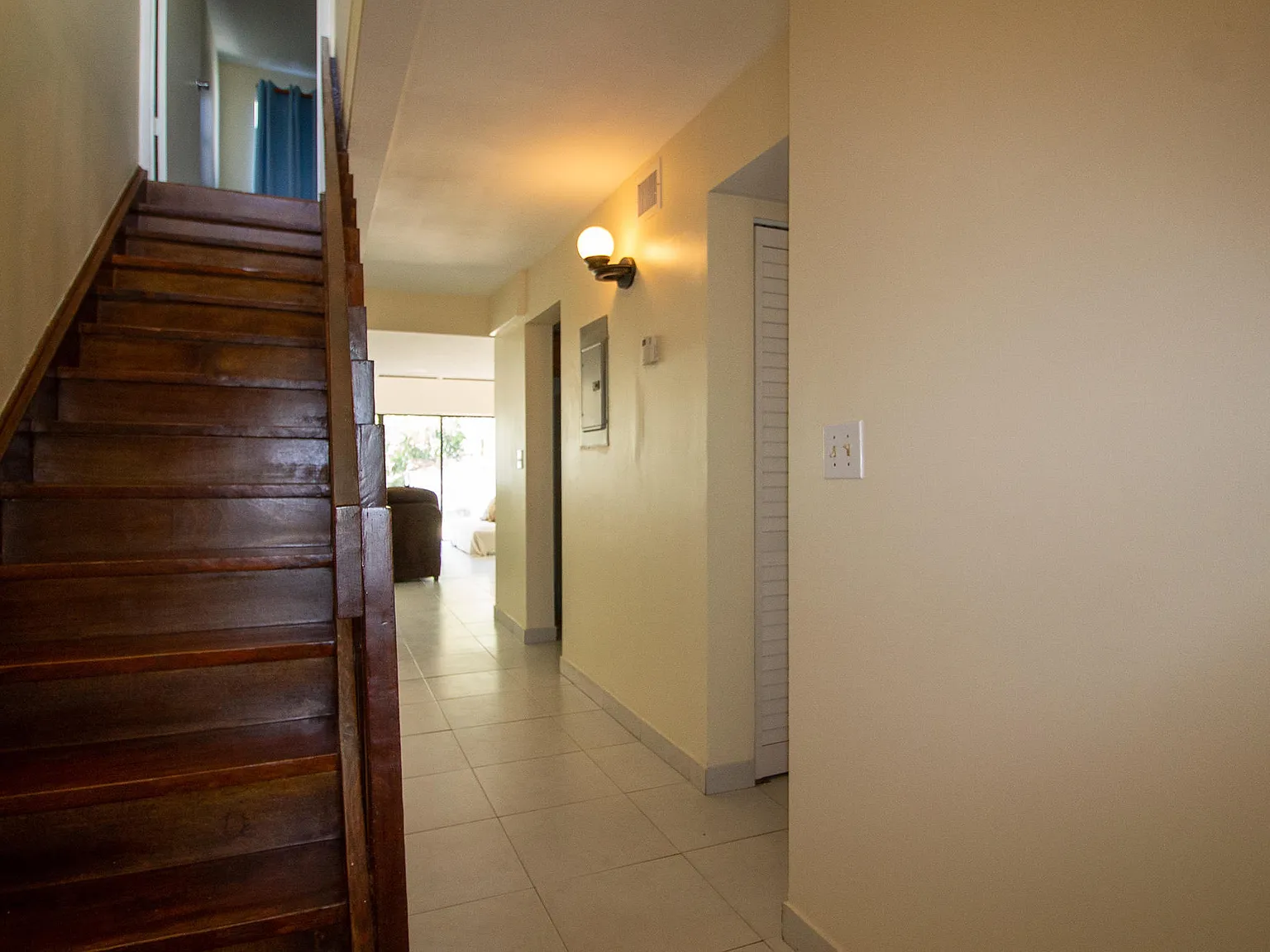 2 bed, 2.0 bath, 1444 sqft, $2,300 — Photo 2