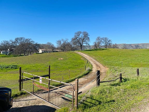 3rd image of 10740 Ferguson Rd