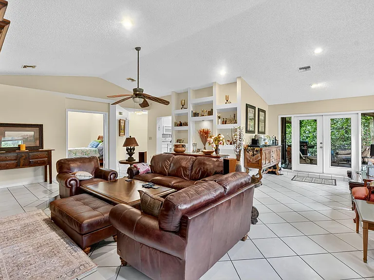 20803 Cabrillo Way — Photo 6
