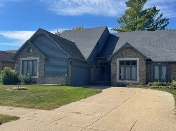 52811 Kelly Dr, Macomb, MI 48042